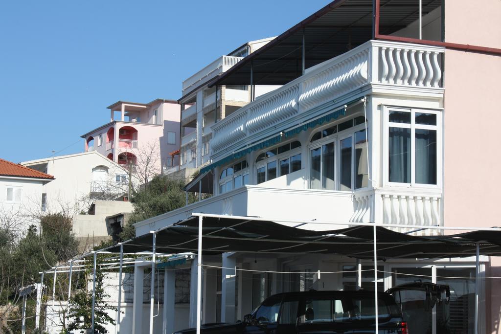 Appartement Hana - Tisno
